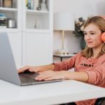 Как начать работать с Deepseek онлайн с поддержкой JavaScript для проведения вебинаров