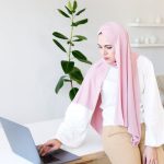 Регистрация и начало работы с Deepseek для HR специалистов